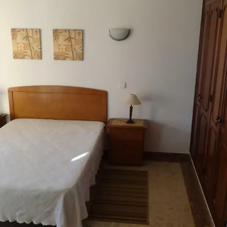 Casa Santa Lucia אלבופיירה